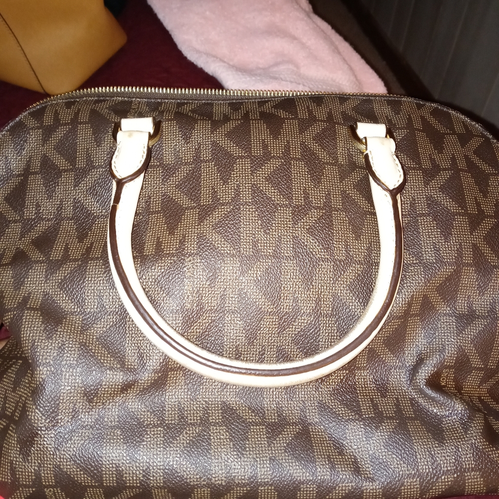Handbag